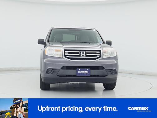 Gray 2015 Honda Pilot LX