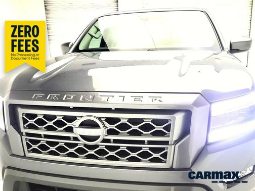 Gray 2024 Nissan Frontier SL