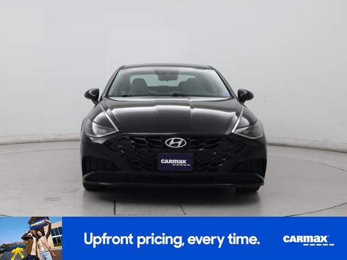 Black 2022 Hyundai SONATA SEL