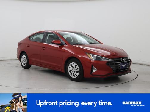 Red 2020 Hyundai ELANTRA SE
