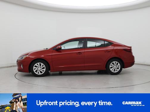 Red 2020 Hyundai ELANTRA SE