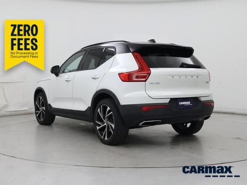 White 2020 Volvo XC40 T5 R-Design