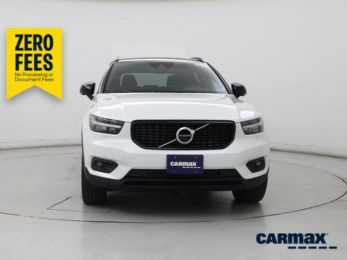 White 2020 Volvo XC40 T5 R-Design
