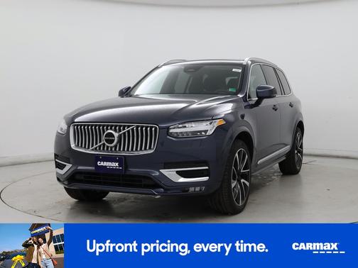 2023 Volvo XC90 B5 Plus