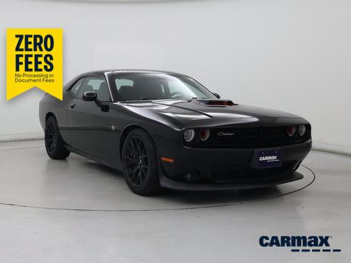Black 2017 Dodge Challenger 392 Hemi Scat Pack Shaker