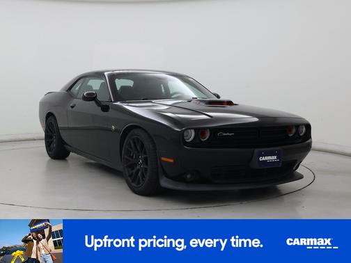 Black 2017 Dodge Challenger 392 Hemi Scat Pack Shaker