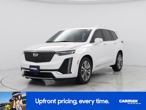 White 2022 Cadillac XT6 Premium Luxury