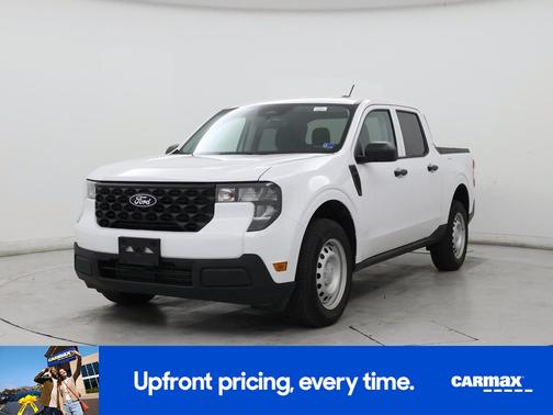 White 2025 Ford Maverick XL