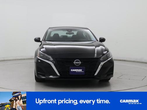 Black 2025 Nissan Altima SV