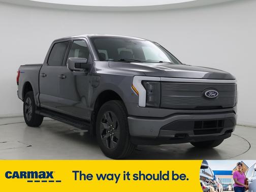 2022 Ford F-150 Lightning Lariat