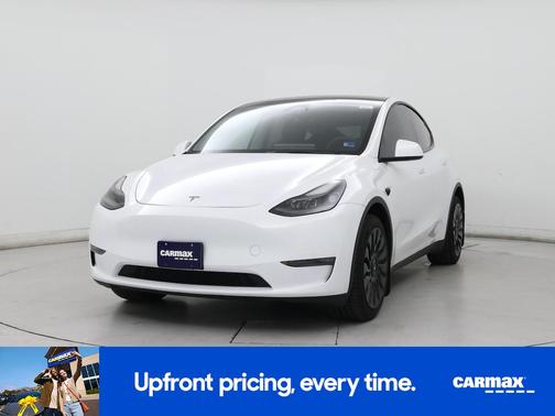 White 2024 Tesla Model Y Long Range