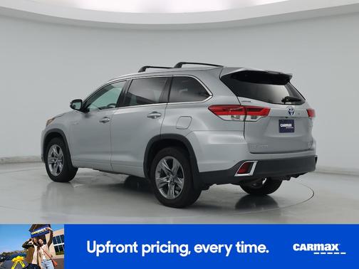 Gray 2019 Toyota Highlander Hybrid Limited Platinum