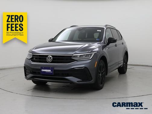 Gray 2022 Volkswagen Tiguan SE R-Line Black