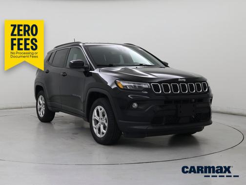 Black 2024 Jeep Compass Latitude