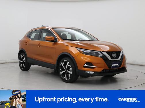 Orange 2022 Nissan Rogue Sport SL
