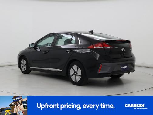 2022 Hyundai IONIQ Hybrid SE