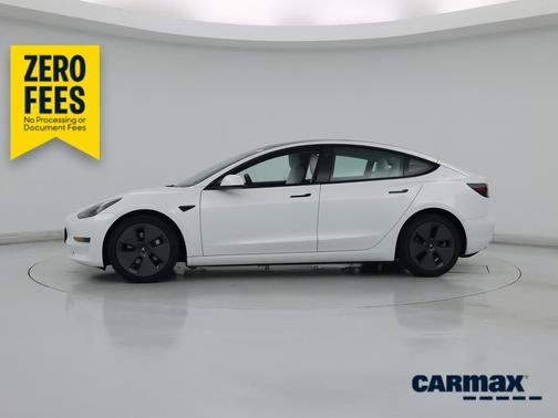 Pearl 2023 Tesla Model 3
