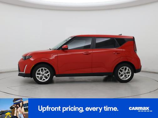 Red 2023 Kia Soul LX