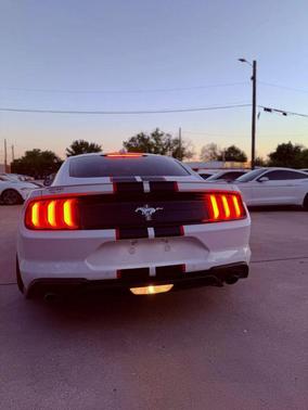 2020 Ford Mustang EcoBoost Premium