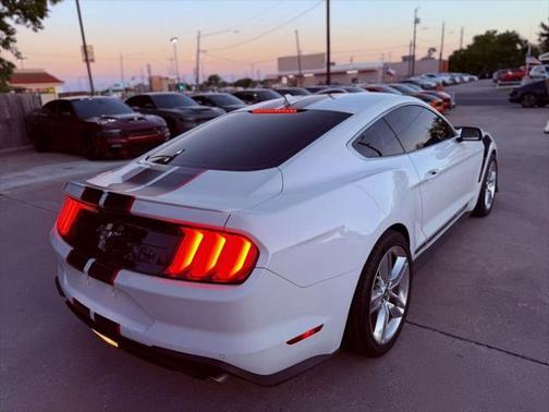 2020 Ford Mustang EcoBoost Premium