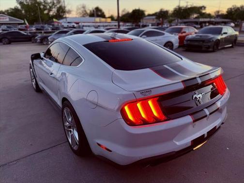 2020 Ford Mustang EcoBoost Premium