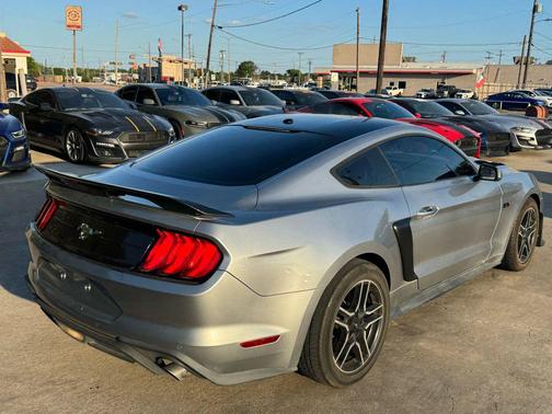 2020 Ford Mustang EcoBoost Premium