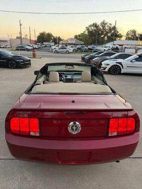 2008 Ford Mustang Deluxe