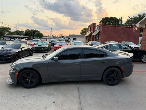 2018 Dodge Charger SXT Plus