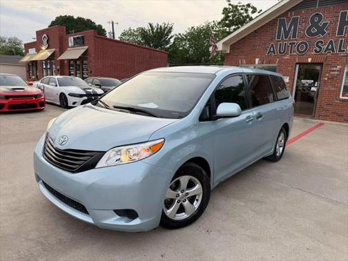 2016 Toyota Sienna L