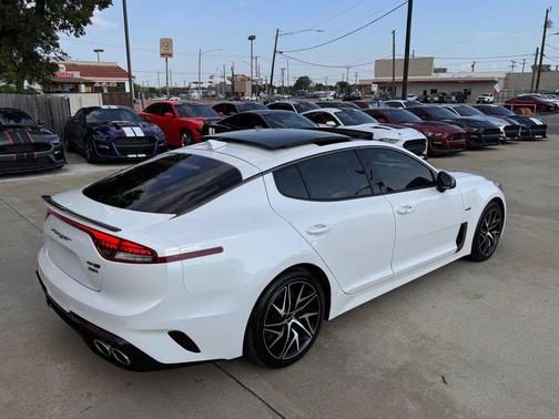 2022 Kia Stinger GT-Line
