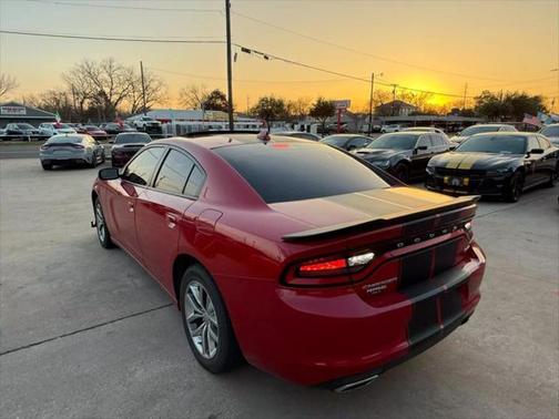 2016 Dodge Charger SXT