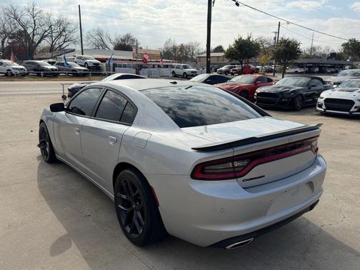 2020 Dodge Charger SXT