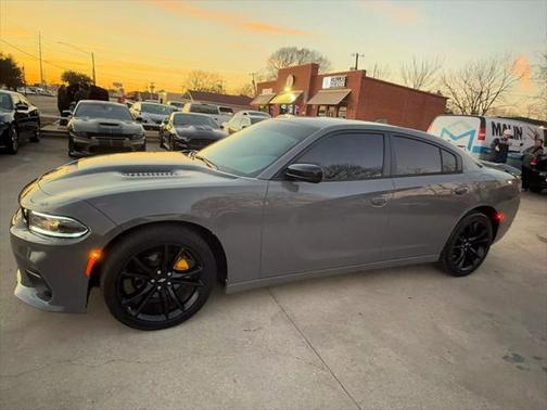 2018 Dodge Charger SXT Plus