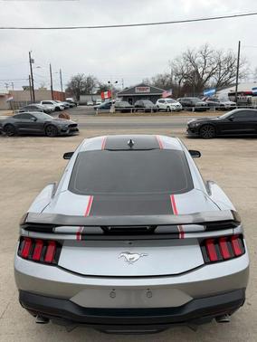 2025 Ford Mustang EcoBoost