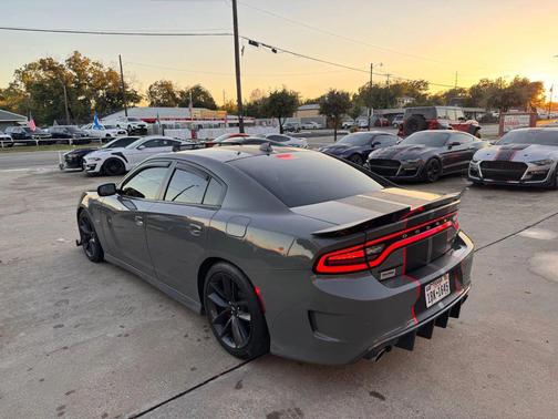 2019 Dodge Charger Scat Pack