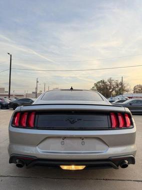 2021 Ford Mustang EcoBoost