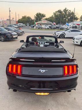 2017 Ford Mustang EcoBoost Premium