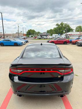 Pitch Black Clearcoat 2019 Dodge Charger Scat Pack