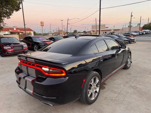2016 Dodge Charger SXT
