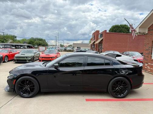 2018 Dodge Charger SXT Plus