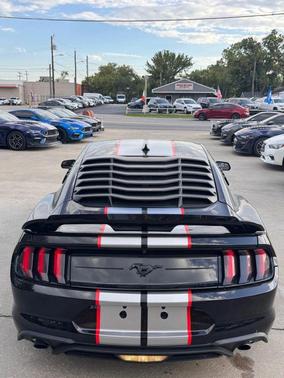 2020 Ford Mustang EcoBoost