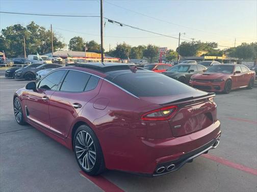 2019 Kia Stinger Sedan 4D