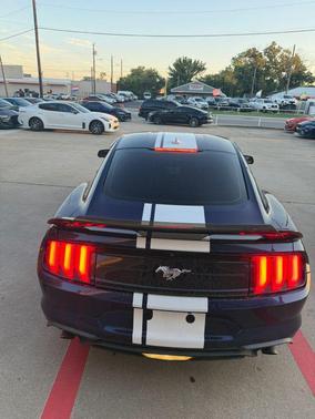 2020 Ford Mustang EcoBoost Premium