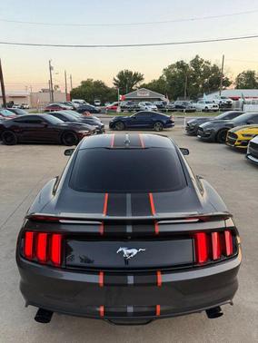 2017 Ford Mustang EcoBoost Premium