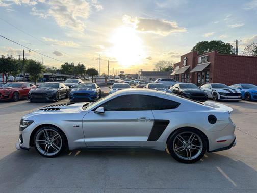 Gray 2015 Ford Mustang GT Premium