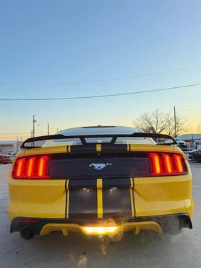 2016 Ford Mustang EcoBoost Premium