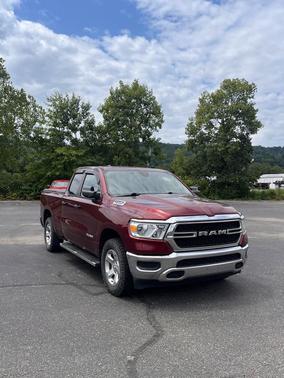 Delmonico Red Pearlcoat 2019 RAM 1500 Tradesman