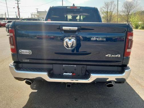 Patriot Blue Pearlcoat 2022 RAM 1500 Longhorn
