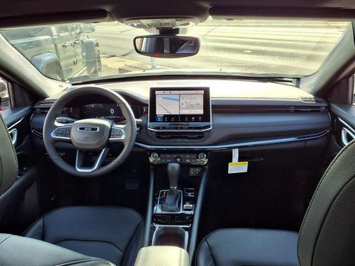 Silver Zynith 2026 Jeep Compass Limited