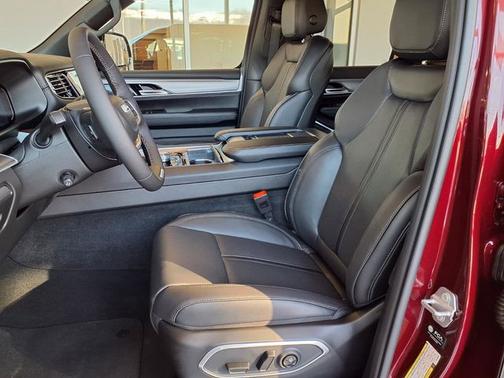 Velvet Red Pearlcoat 2026 Jeep Grand Wagoneer Limited Altitude